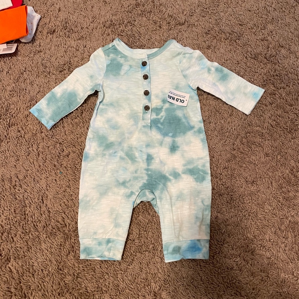 Blue tie dye outfit